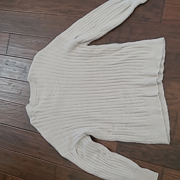 Aerie Soft Beige/Creamy Tan Oversized Ribbed Sweater size Small - Picture 3 of 10